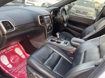 2017 Jeep Grand Cherokee 3.0L V6 Turbocharged Diesel Engine White Black SUV