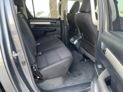 2018 Toyota Hilux SR5 Dual Cab 2.8-liter Diesel Turbo 4 Cylinder Grey Black Pickup Truck