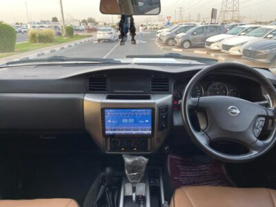 2013 Nissan Patrol ST Safari 3.0L 4 Cylinders Turbo Diesel White Tan SUV 4x4