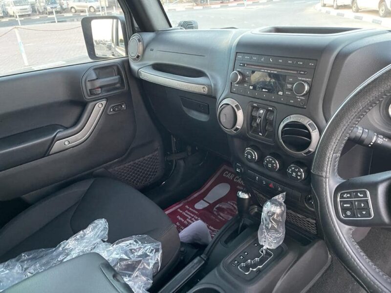 2016 Jeep Wrangler Unlimited Sport 3.6-liter Pentastar V6 Petrol Engine Black SUV