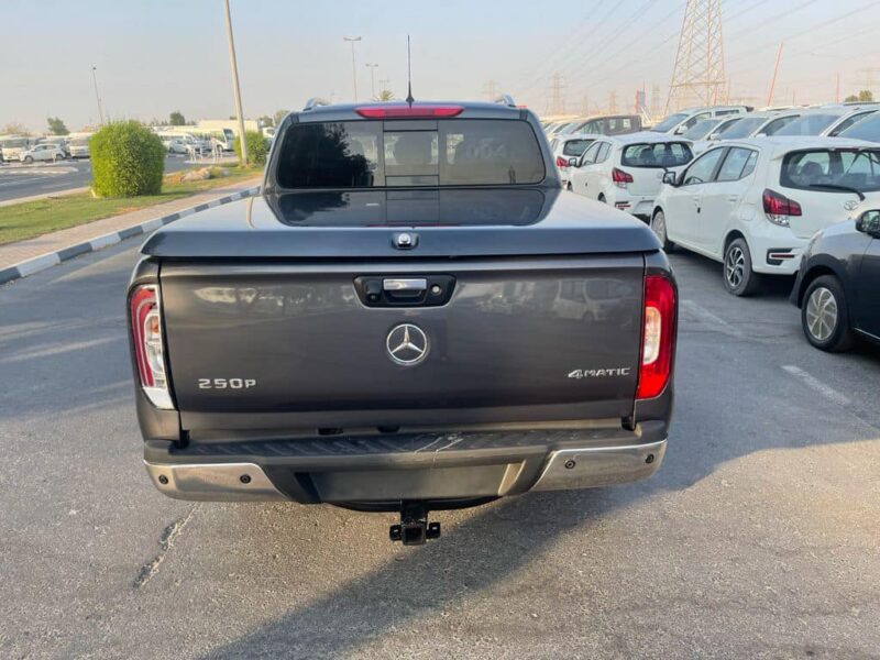 2019 Mercedes-Benz X 250d Dual Cab 2.3 L i4 Twin-Turbocharged Diesel Grey Pickup