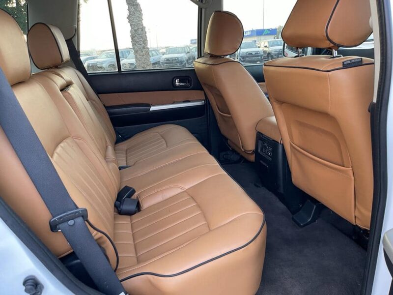 2013 Nissan Patrol ST Safari 3.0L 4 Cylinders Turbo Diesel White Tan SUV 4x4