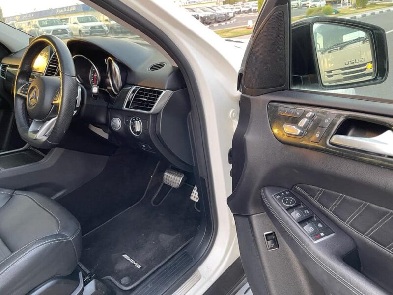 2016 Mercedes-Benz GLE 350d 4MATIC 3.0-liter V6 Turbo Diesel Engine White Black SUV