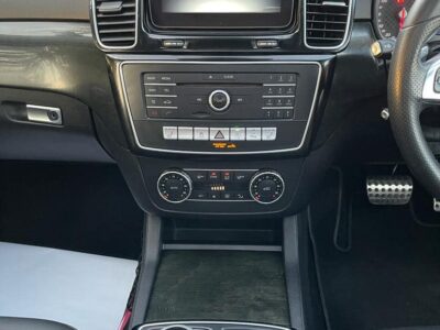 2016 Mercedes-Benz GLE 350d 4MATIC 3.0-liter V6 Turbo Diesel Engine White Black SUV