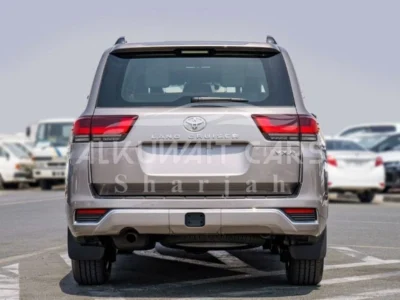 2025 Toyota Land Cruiser LC300 VXR 3.3-liter V6 twin-turbo Diesel Engine Bronze Red SUV