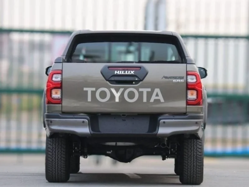 2025 Toyota Hilux Adventure 4.0L V6 Petrol Engine Green Black Double Cab Pickup Truck