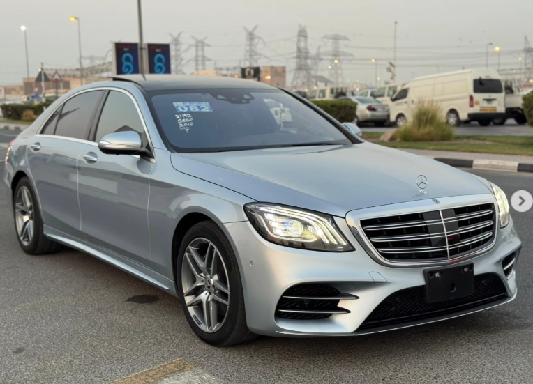 2018 Mercedes-Benz S 560 4.0-liter twin-turbo V8 Petrol Engine Silver Black Luxury Sedan
