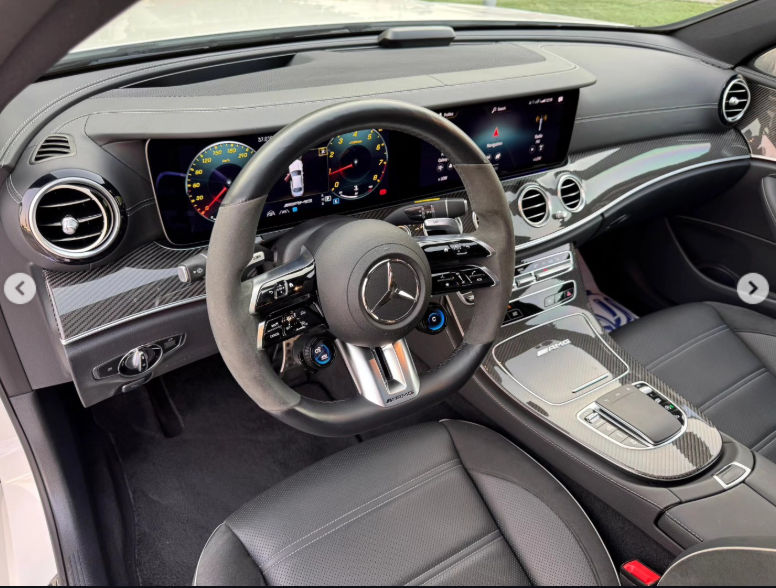 2021 Mercedes-Benz AMG E63s 4MATIC+ 4.0-liter twin-turbo V8 Engine White Black Sedan