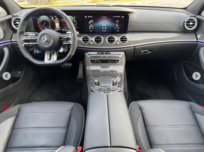 2021 Mercedes-Benz AMG E63s 4MATIC+ 4.0-liter twin-turbo V8 Engine White Black Sedan