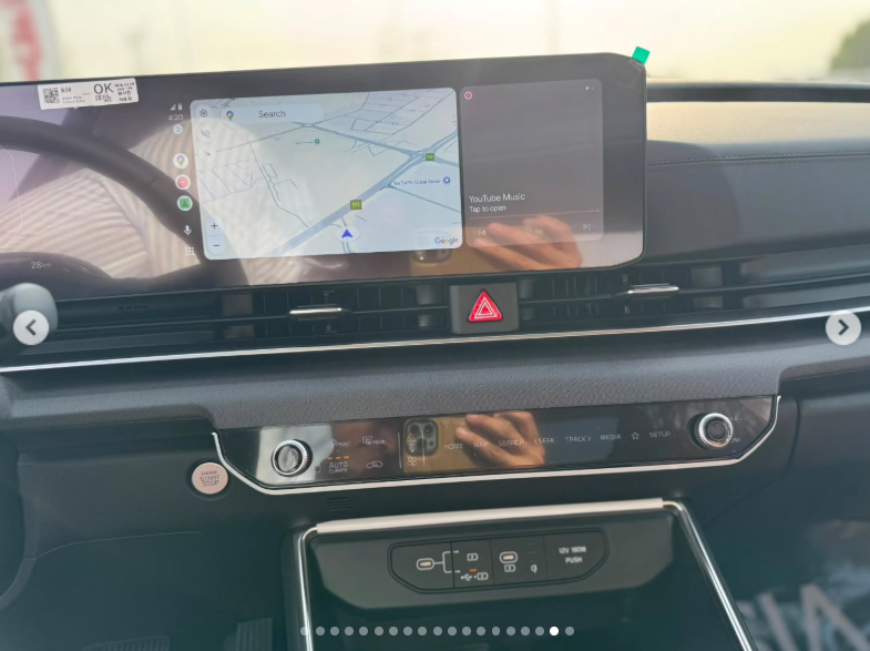 2025 Kia Carnival 3.5-liter V6 Petrol Engine White Brown MPV Automatic FWD