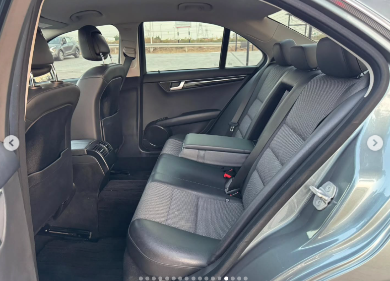 2012 Mercedes-Benz C350 3.5-liter V6 Petrol Engine Grey Black Sedan AUCTION GRADE 4.5/B