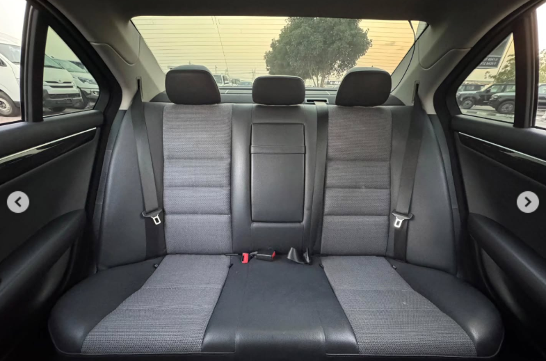 2012 Mercedes-Benz C350 3.5-liter V6 Petrol Engine Grey Black Sedan AUCTION GRADE 4.5/B