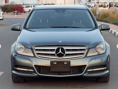 2012 Mercedes-Benz C350 3.5-liter V6 Petrol Engine Grey Black Sedan AUCTION GRADE 4.5/B
