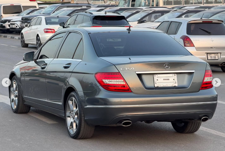 2012 Mercedes-Benz C350 3.5-liter V6 Petrol Engine Grey Black Sedan AUCTION GRADE 4.5/B
