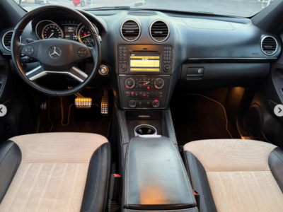 2012 Mercedes-Benz GL 550 4MATIC 5.5 Liters 8-cylinder Petrol Engine Black Beige SUV