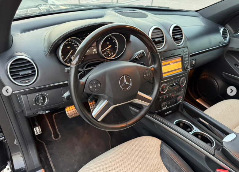 2012 Mercedes-Benz GL 550 4MATIC 5.5 Liters 8-cylinder Petrol Engine Black Beige SUV