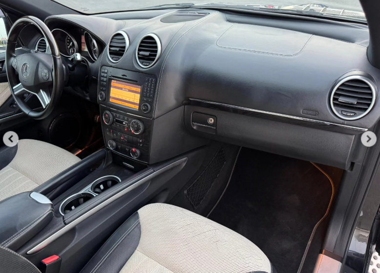 2012 Mercedes-Benz GL 550 4MATIC 5.5 Liters 8-cylinder Petrol Engine Black Beige SUV