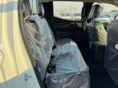 2025 Mitsubishi L200 2.4L 4-cylinder intercooled Turbo Diesel Engine White Black Pickup Truck