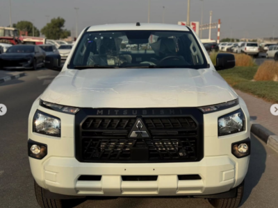 2025 Mitsubishi L200 2.4L 4-cylinder intercooled Turbo Diesel Engine White Black Pickup Truck
