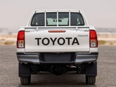 2026 Toyota Hilux 2.4 Litres 4 Cylinders Turbo Diesel Engine White Black Pickup Truck MT