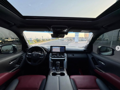 2023 Toyota Land Cruiser VXR 3.5 Litres Twin-Turbo V6 Petrol Engine White Red SUV