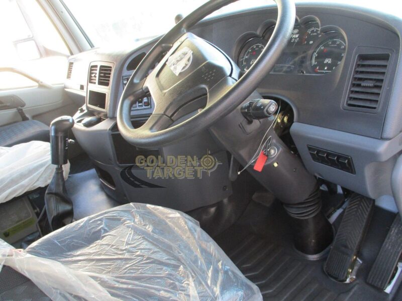 2023 Faw 4181P2K15 6x4 RHD Head Truck 6 Cylinder Diesel Engine Manual Gear RHD