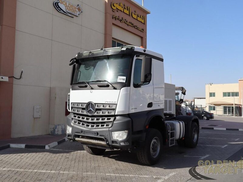 2016 Mercedes Arocs 2045 4x4 Head Truck 6 Cylinder Diesel Engine Automatic
