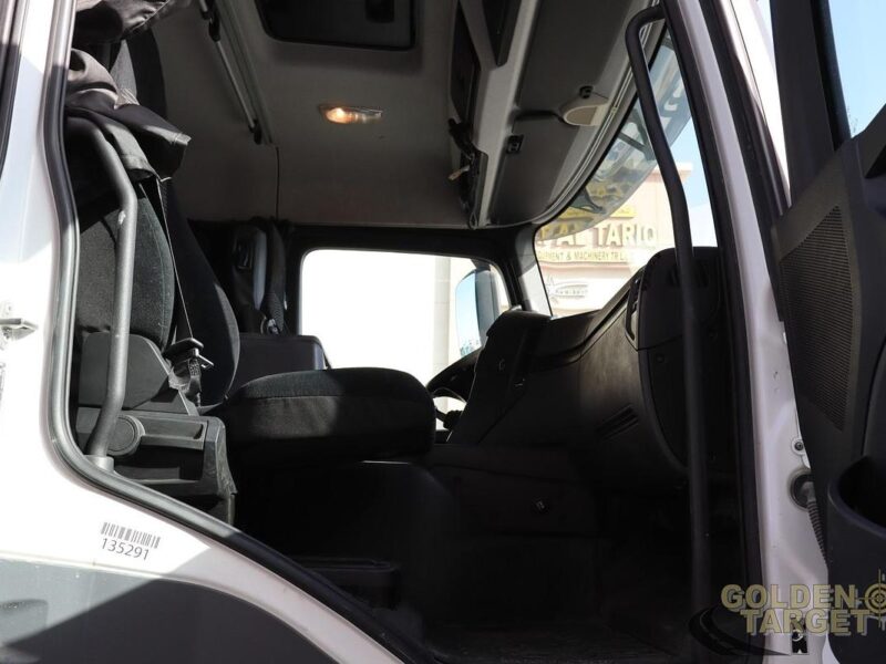 2016 Mercedes Arocs 2045 4x4 Head Truck 6 Cylinder Diesel Engine Automatic
