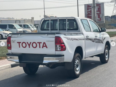 2025 Toyota Hilux 2.4 Litres 4-Cylinder Turbo Diesel White Red Double Cab Pickup MT