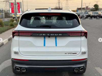 2025 Jetour X70 1.5L Turbo 4-cylinder Petrol Engine White Red SUV Automatic FWD