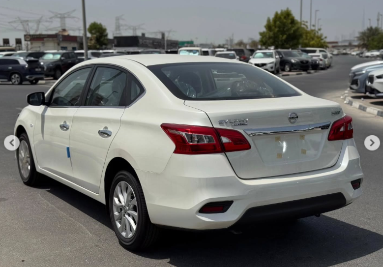 2025 Nissan Sylphy 1.6 Litres 4 cylinders Petrol Engine White Black Sedan Automatic