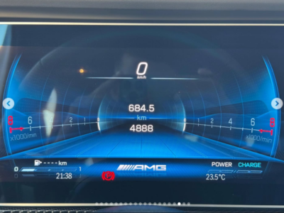 2025 Mercedes-Benz G 63 AMG 4.0-liter V8 biturbo Petrol Engine White Black SUV