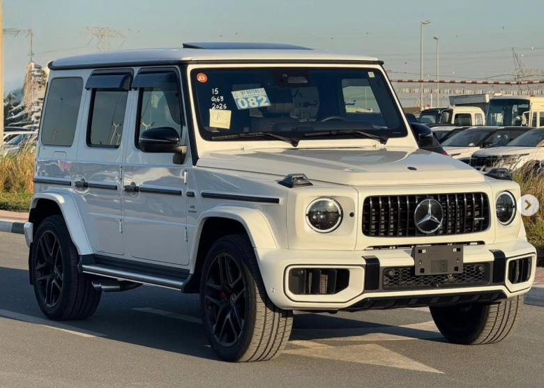 2025 Mercedes-Benz G 63 AMG 4.0-liter V8 biturbo Petrol Engine White Black SUV