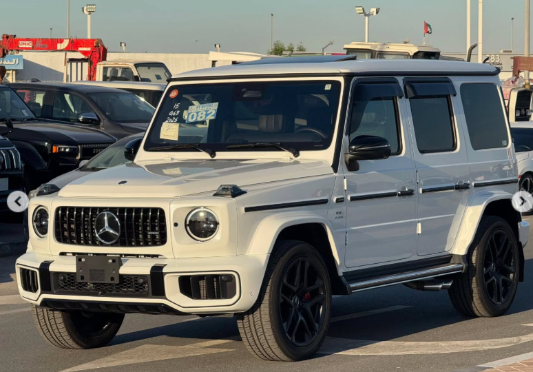 2025 Mercedes-Benz G 63 AMG 4.0-liter V8 biturbo Petrol Engine White Black SUV