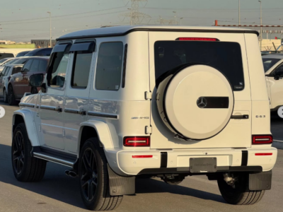 2025 Mercedes-Benz G 63 AMG 4.0-liter V8 biturbo Petrol Engine White Black SUV