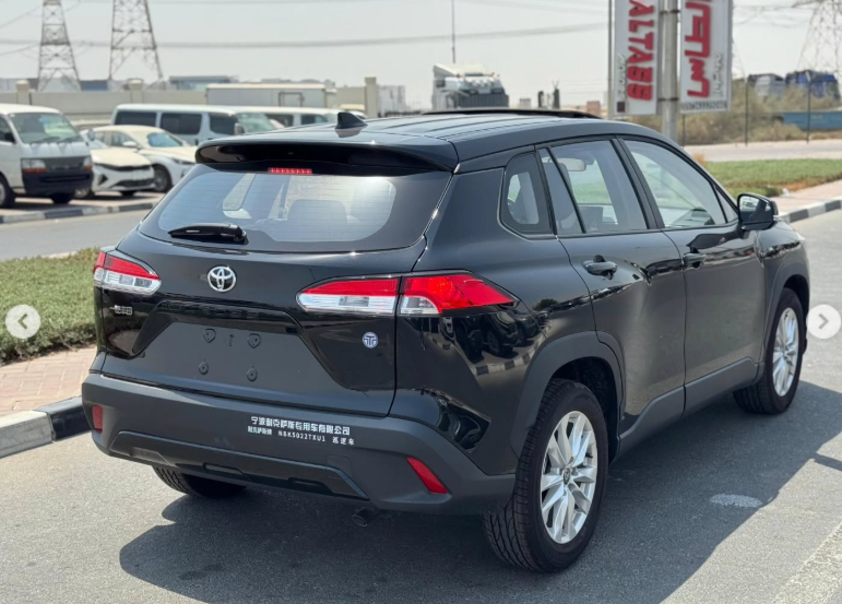 2025 Toyota Corolla Cross 1.8 Litres 4-cylinder Hybrid Engine Black SUV Automatic