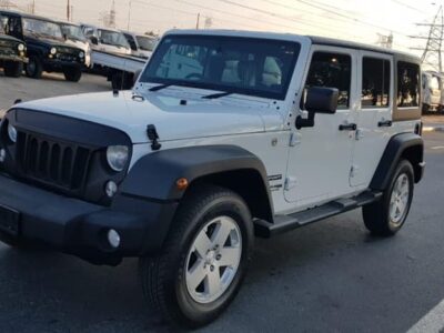 2018 Jeep Wrangler 3.6 Liters 6 Cylinders Petrol Engine White Black SUV Automatic