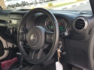 2018 Jeep Wrangler 3.6 Liters 6 Cylinders Petrol Engine White Black SUV Automatic