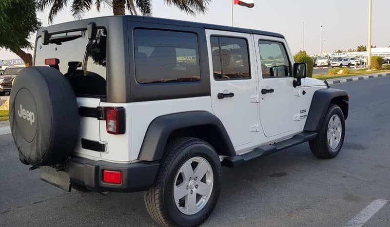 2018 Jeep Wrangler 3.6 Liters 6 Cylinders Petrol Engine White Black SUV Automatic