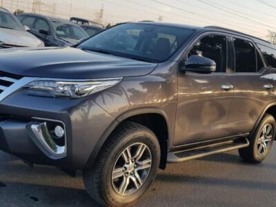 2019 Toyota Fortuner Crusade 2.8 Litres Turbodiesel 4-cylinder Engine Grey Brown SUV