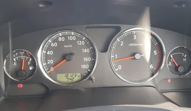 2016 Nissan Patrol ST Safari 4.8 Liters 6-cylinder Petrol Engine White Brown SUV