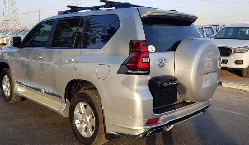 2018 Toyota Land Cruiser Prado GXL 2.8-litre Turbo 4 Cylinder Diesel Silver Black SUV