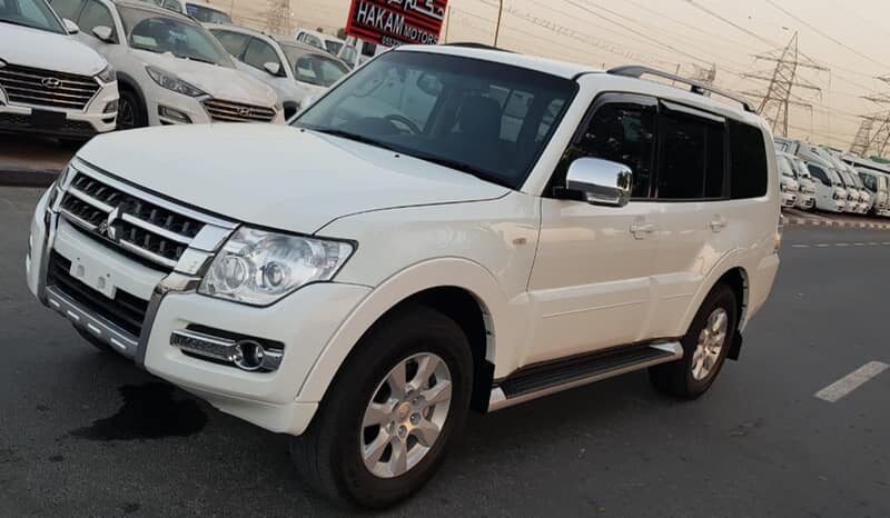 2018 Mitsubishi Pajero GLX NX 3.2 Litres 4 Cylinders Turbo Diesel Engine White Black SUV