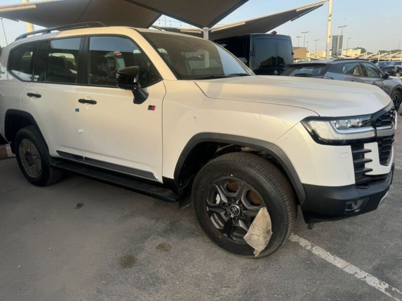 2024 Toyota Land Cruiser 300 Series GR SPORT 3.3L Twin-Turbo Diesel V6 White Red SUV