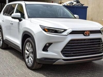 2024 Toyota Grand Highlander Limited 2.4L Turbocharged 4 Cylinder Engine White Black SUV