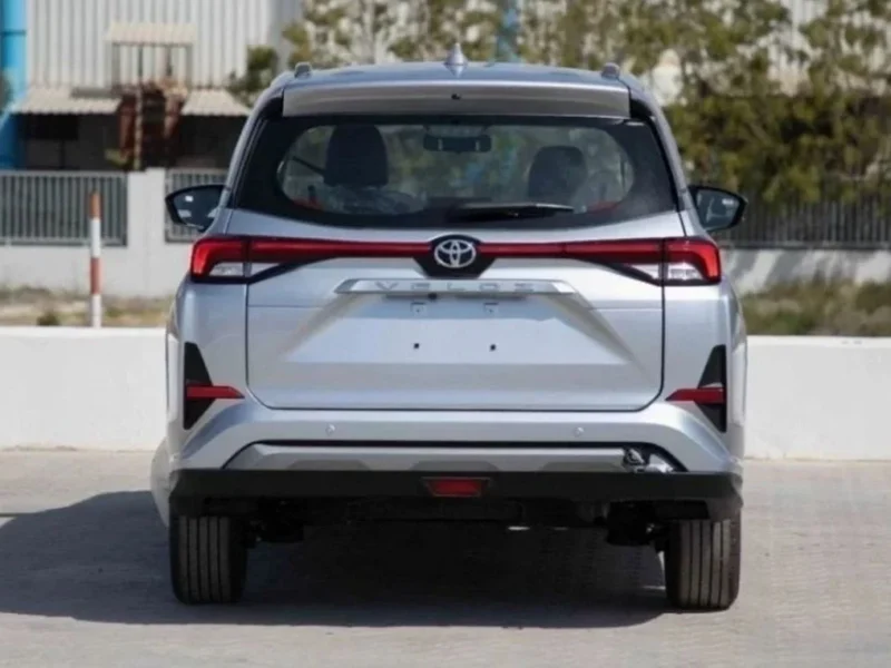 2023 Toyota Veloz 1.5 Litres 4 Cylinders Petrol Engine Silver Black Sub-Compact SUV
