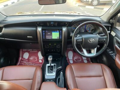 2018 Toyota Fortuner Crusade 2.8 Litres Turbodiesel 4-cylinder engine Black Tan SUV