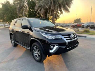 2018 Toyota Fortuner Crusade 2.8 Litres Turbodiesel 4-cylinder engine Black Tan SUV