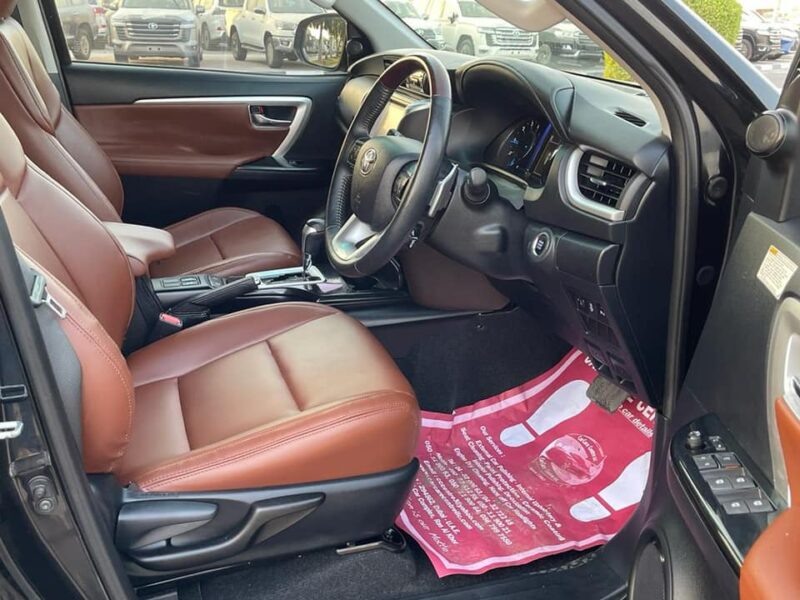 2018 Toyota Fortuner Crusade 2.8 Litres Turbodiesel 4-cylinder engine Black Tan SUV