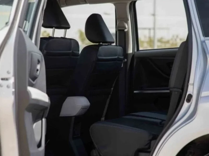 2023 Toyota Veloz 1.5 Litres 4 Cylinders Petrol Engine Silver Black Sub-Compact SUV